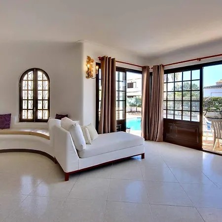 Cristin Villa Albufeira